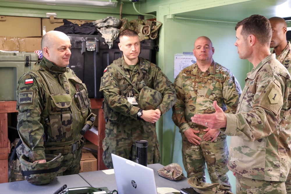 DVIDS - Images - Polish Division Commander Tours 1st Infantry Division ...