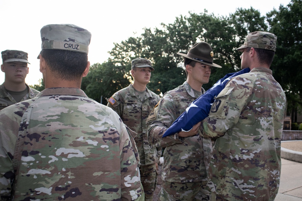 1st Battalion, 222d Aviation Regiment Soldiers Conduct Flag Detail!