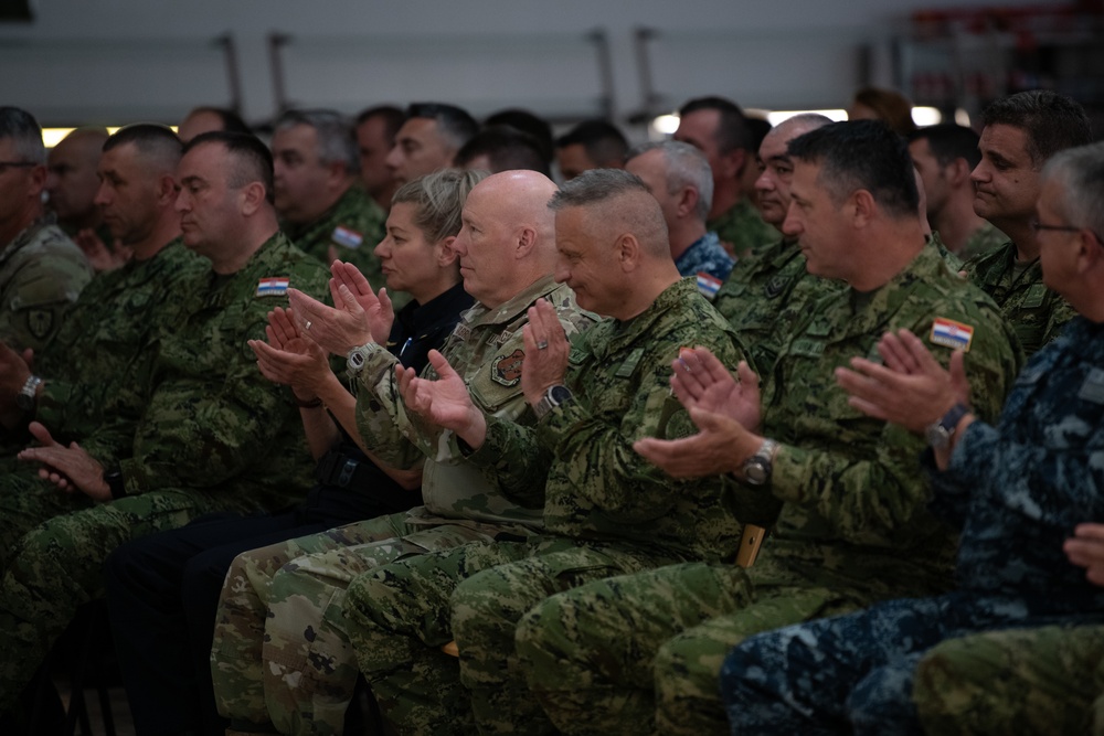 Minnesotans Compete at Croatian Best Soldier Competition