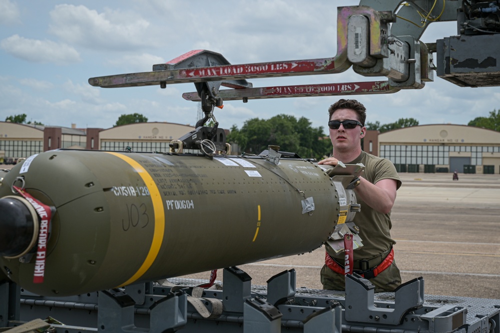 96th AMU executes exercise Combat Hammer