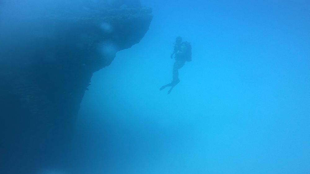 10th SFG(A) Special Forces Soldiers dive to Atlantic floor, probe shipwrecked vessel