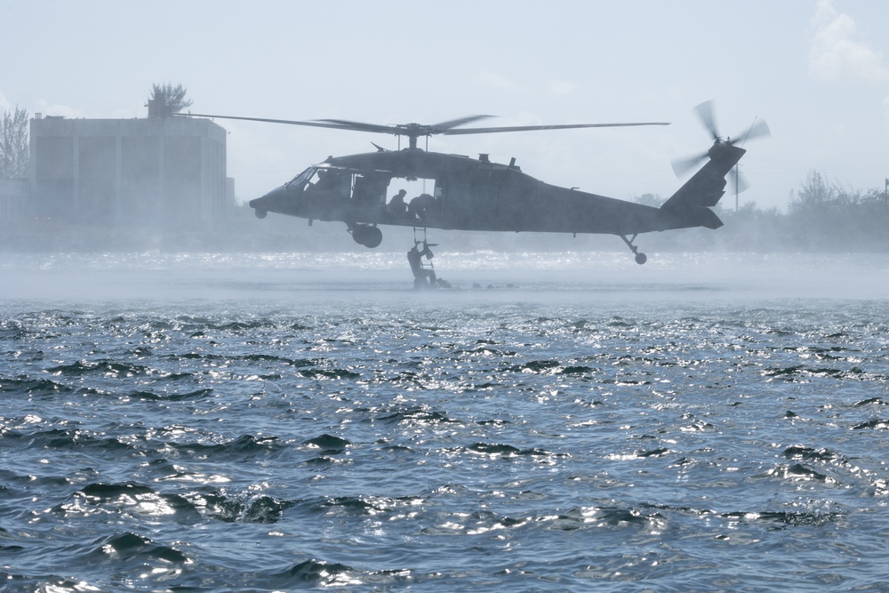 Special Forces Operators helocast into Gulf of Mexico