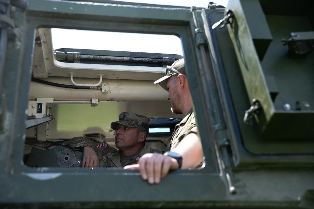 Armed Forces of Ukraine train with US and Norway on M109 howitzer in Grafenwoehr Germany