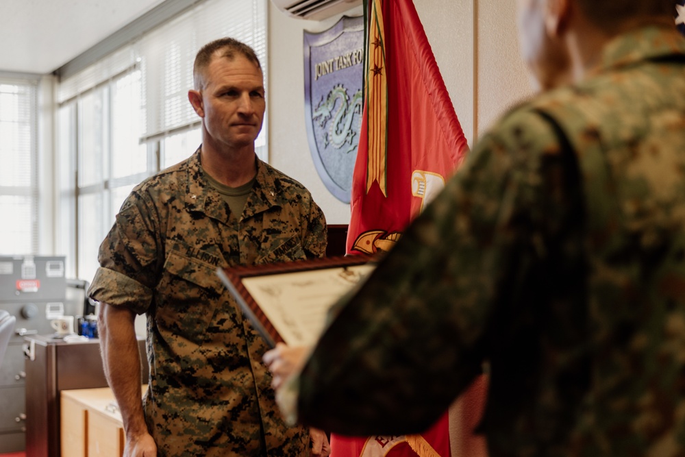 DVIDS - Images - BGen Ellison is awarded by MGen Shingo Nashinoki ...