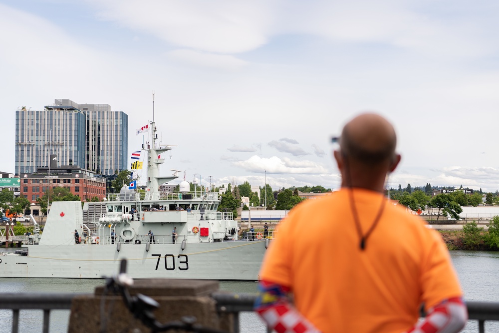 Canadian Ships arrive for Portland Fleet Week