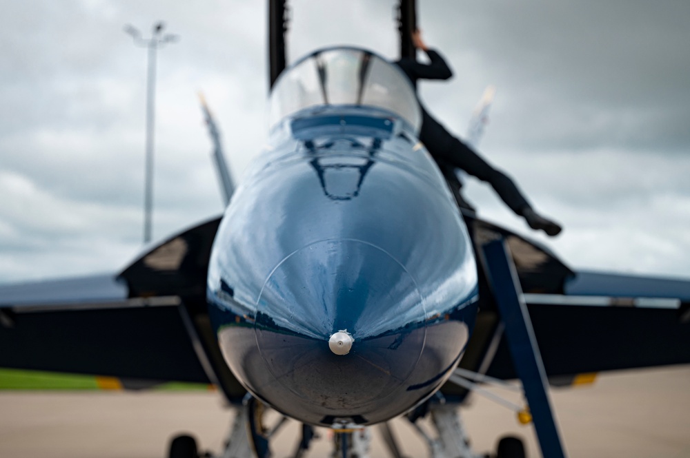 Blue Angels Conduct Key Influencer Flight in St. Louis Area