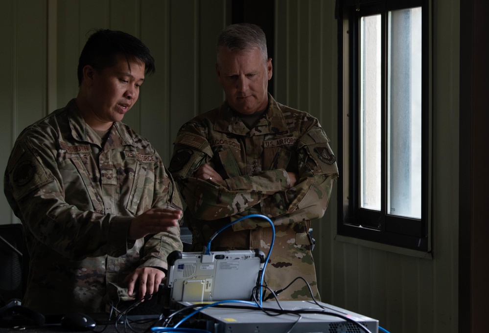 Pacific Air Forces Deputy Commander Visits Kunsan