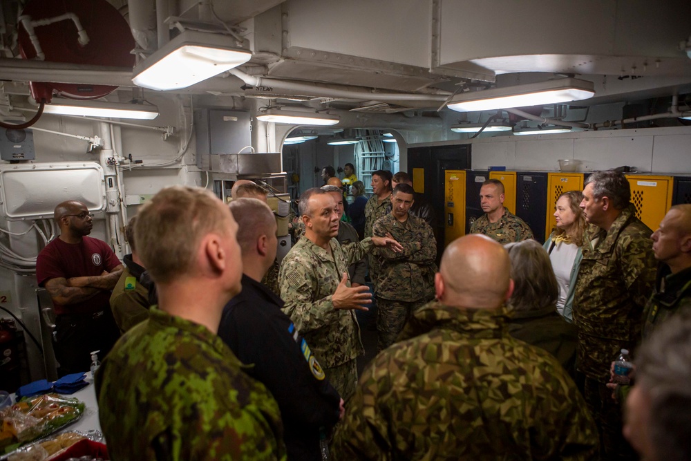 USS Kearsarge hosts distinguished visitors for ship tour and press conference