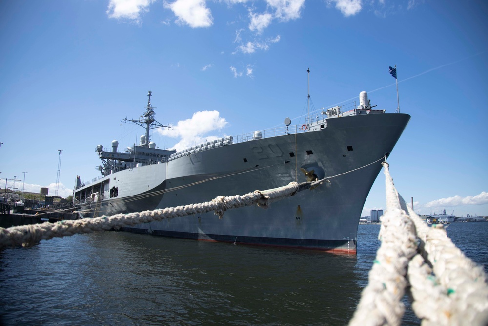 DVIDS - Images - 2d MEB and ESG-2 board USS Mount Whitney for BALTOPS ...