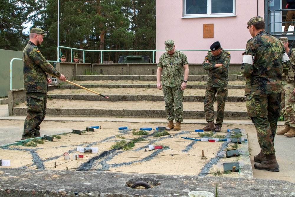 Vice Chairman of the Joint Chiefs of Staff visits Oberlausitz Training Area