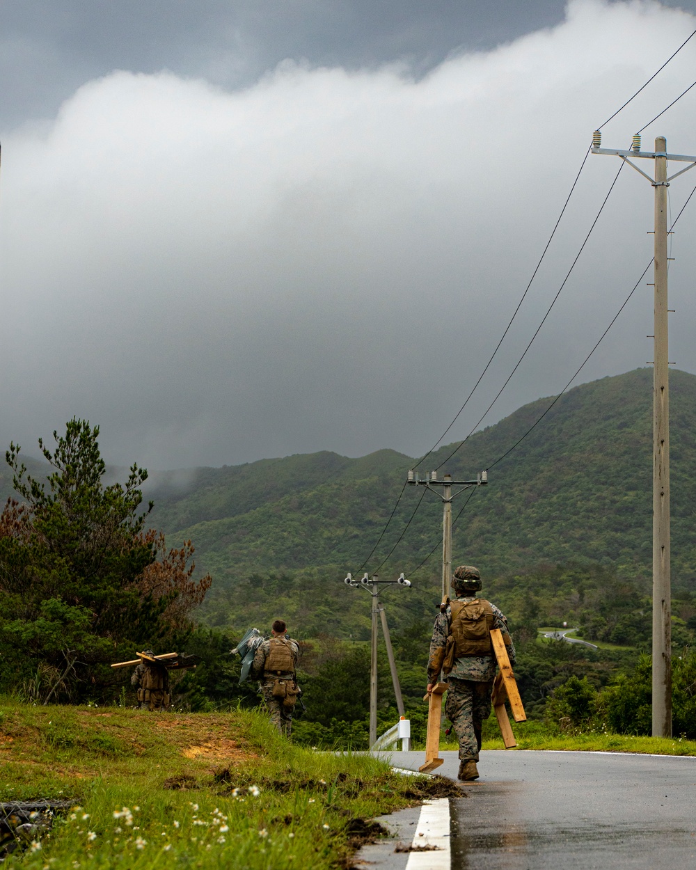 9th Engineer Support Battalion practice grenade throwing