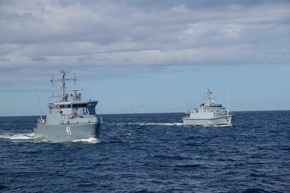 Finnish and Estonian Ships Underway