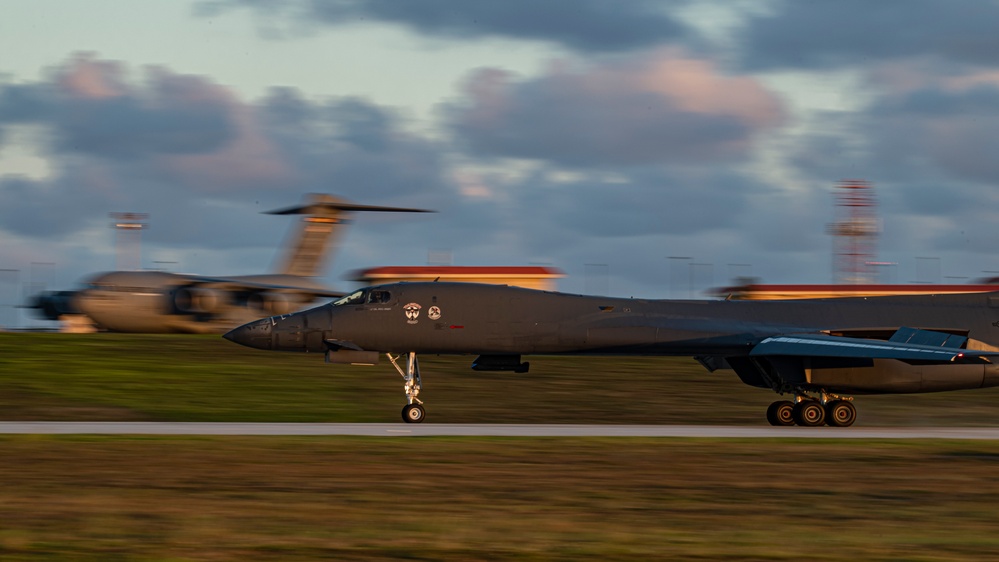 Bombers Land in Guam