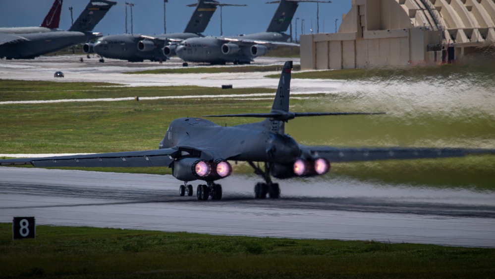 Bombers Land in Guam