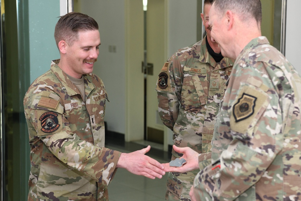 Lt. Gen. Guillot recognizes 380th AEW's top performers