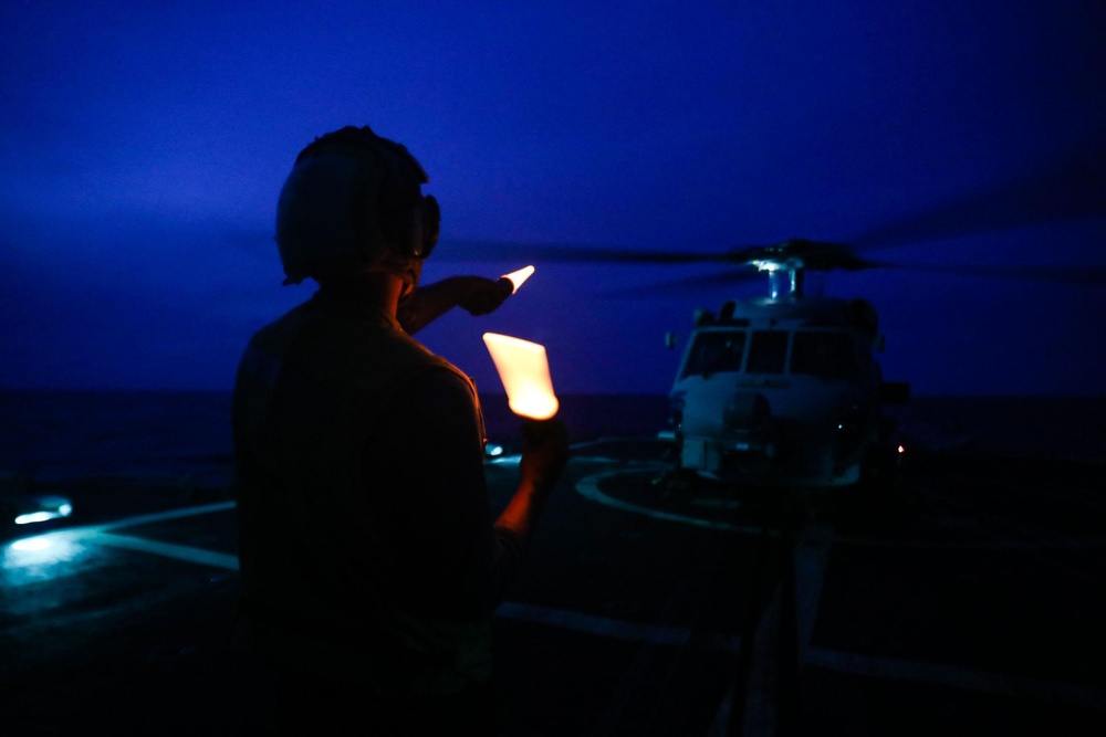 Mobile Bay conducts flight operations