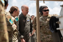 22nd AF CC attends FARP demo