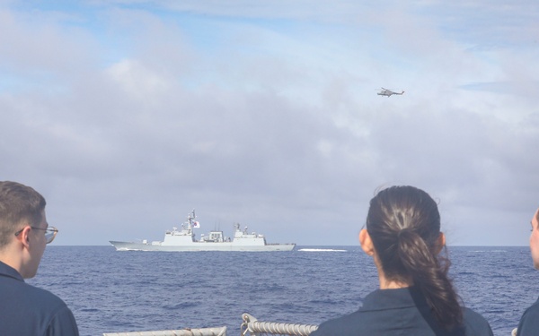Republic of Korea, U.S. Navies Conclude Carrier Strike Group Exercise