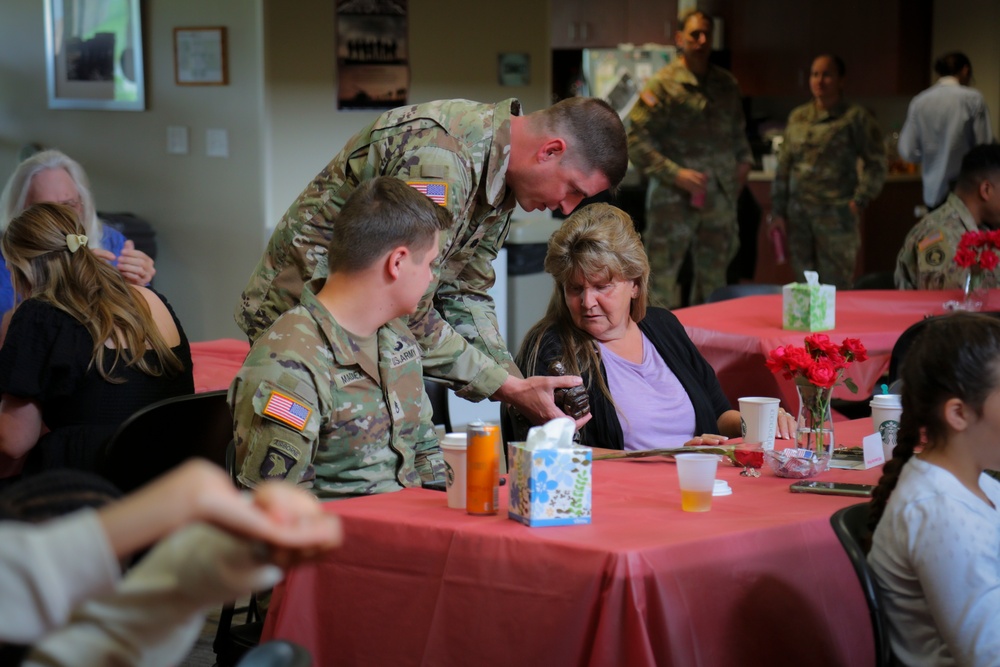 Fort Campbell SRU conducts Memorial Ceremony