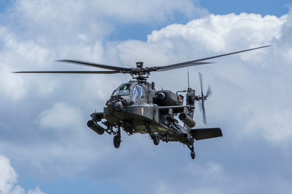 AH-64 Apaches in action during Combined Resolve 17