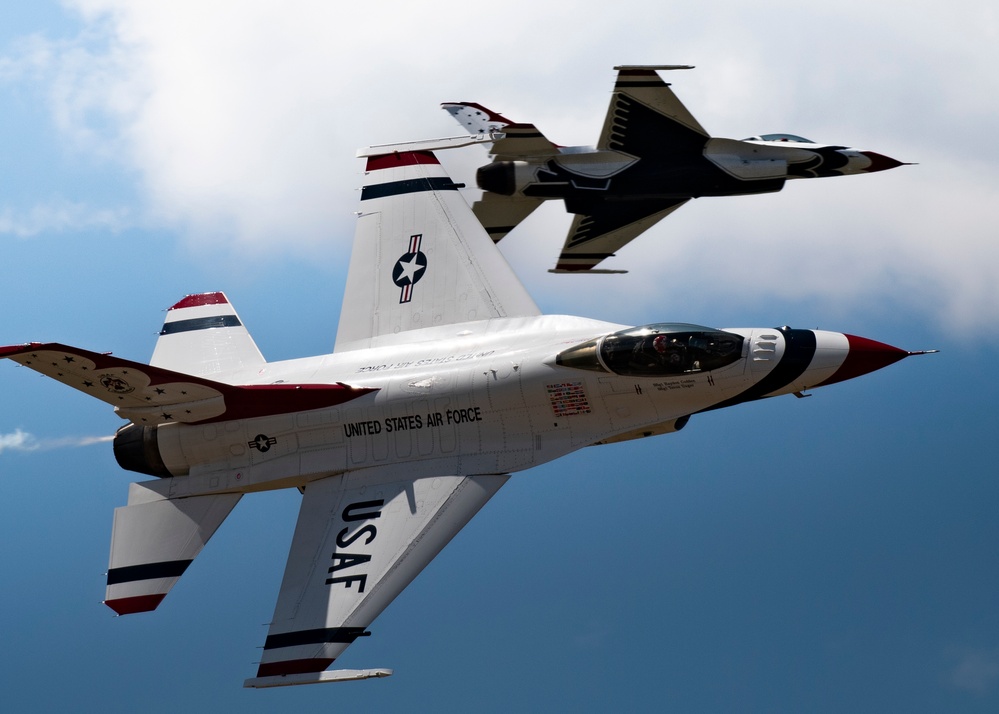 DVIDS Images USAFADS headline Fort Wayne Air Show [Image 8 of 86]