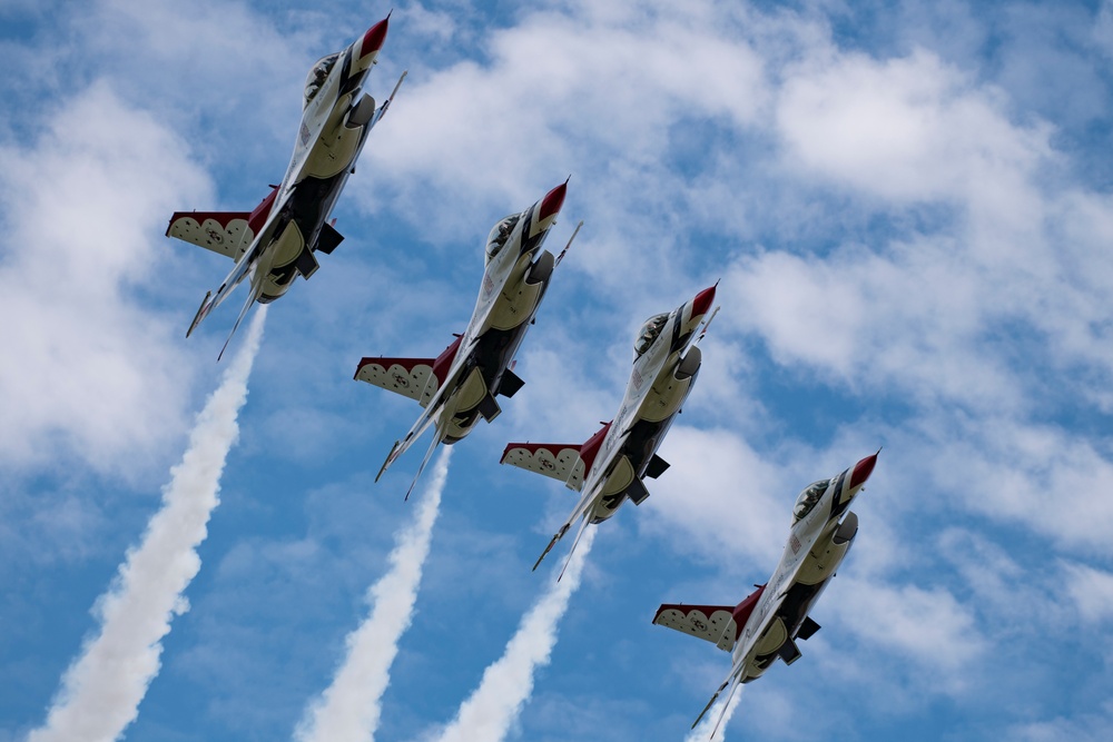 USAFADS headline Fort Wayne Air Show