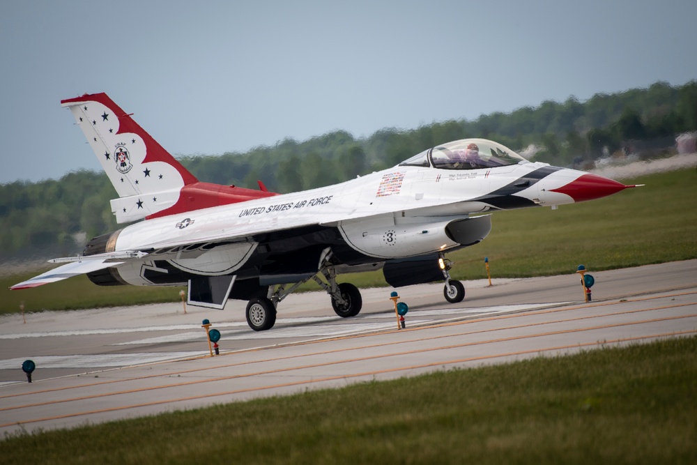 USAFADS headline Fort Wayne Air Show