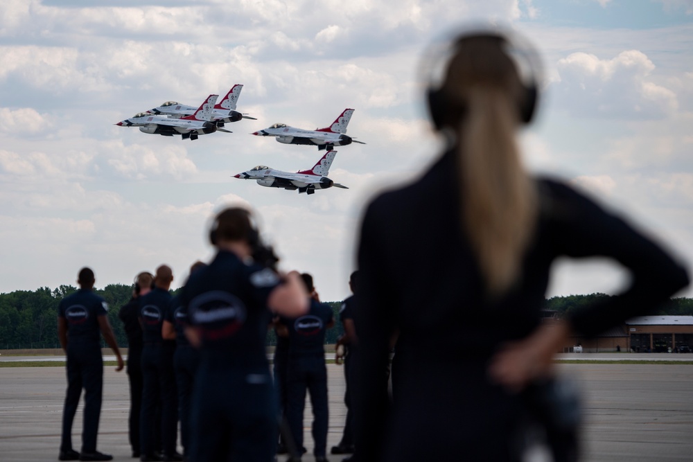 USAFADS headline Fort Wayne Air Show