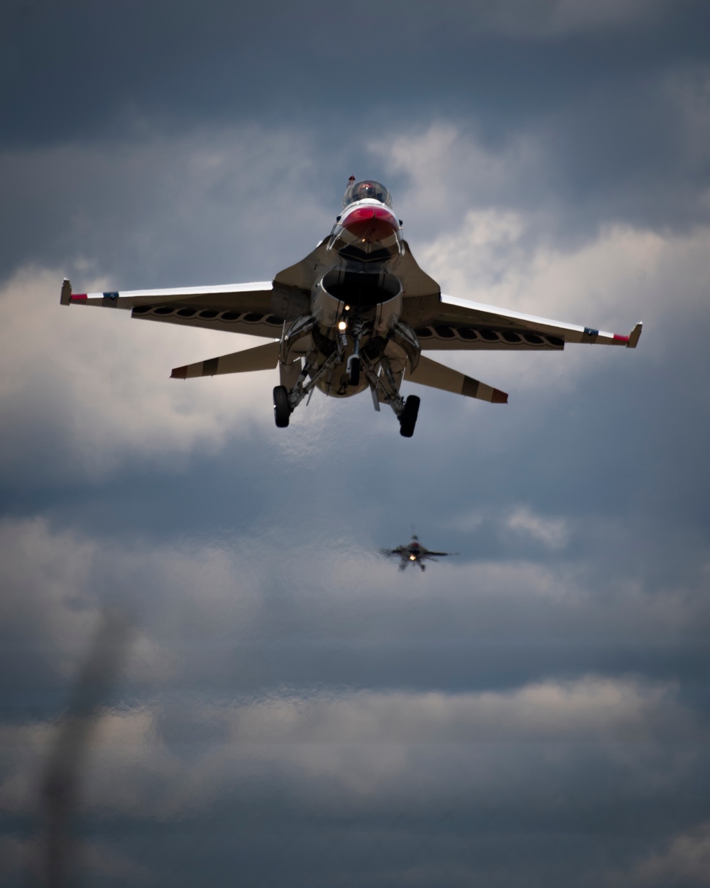 Thunderbirds perform for Skyfest