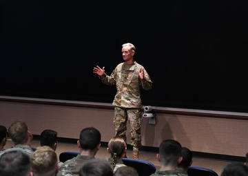 Lt. Gen. Walter E. Piatt Briefs Students at Fort Rucker