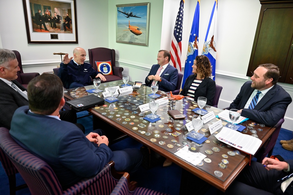 VCSAF Allvin meets with Charleston, S.C. civic leaders