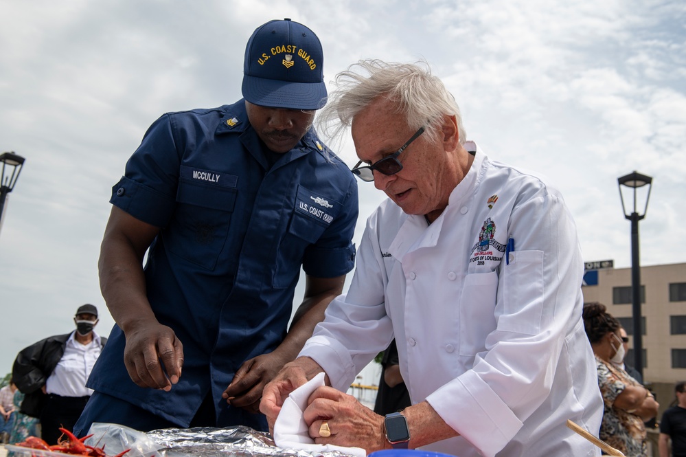 Coast Guard participates in New Orleans seafood cook off