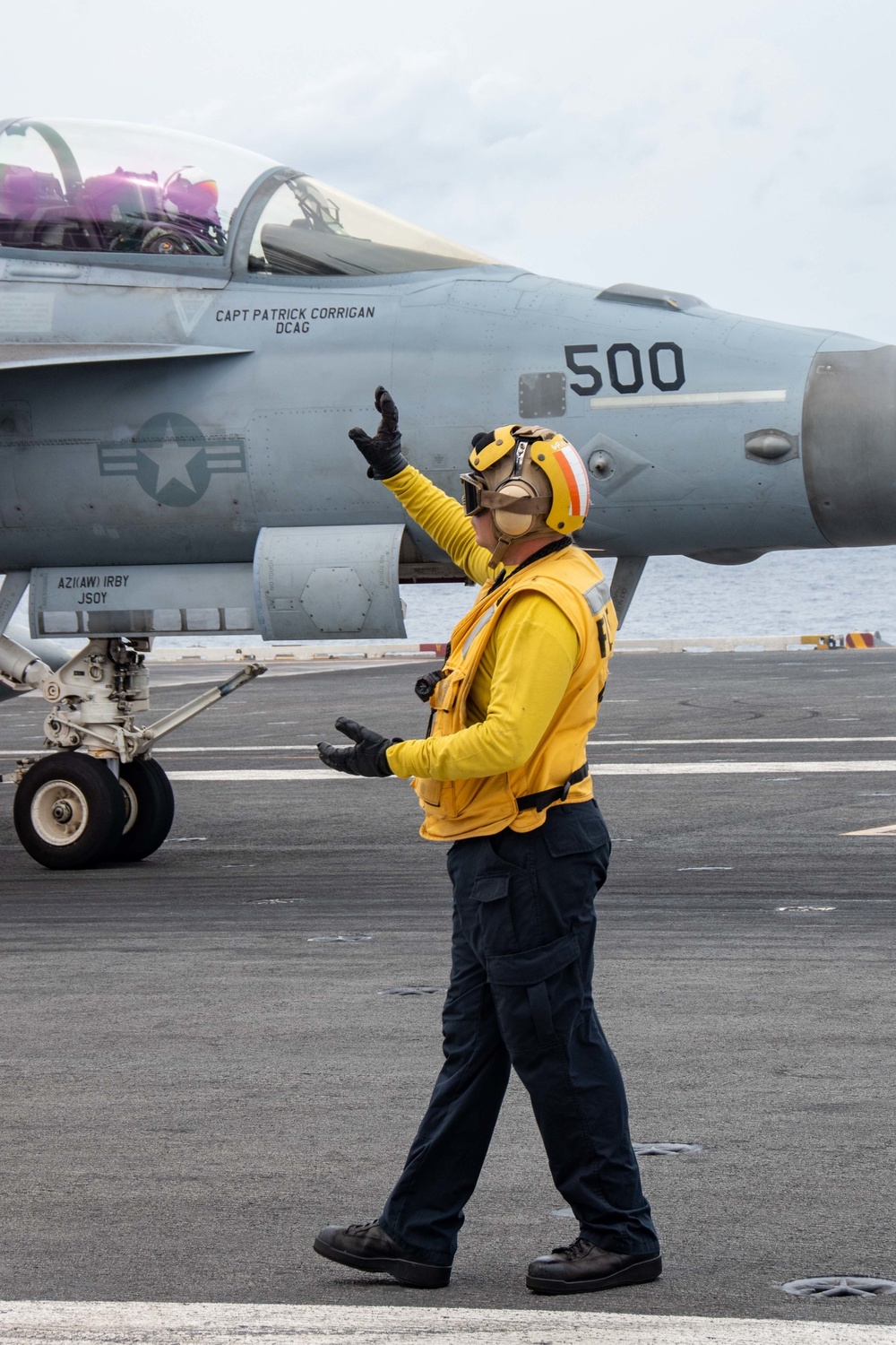 USS Ronald Reagan (CVN 76) conducts flight operations