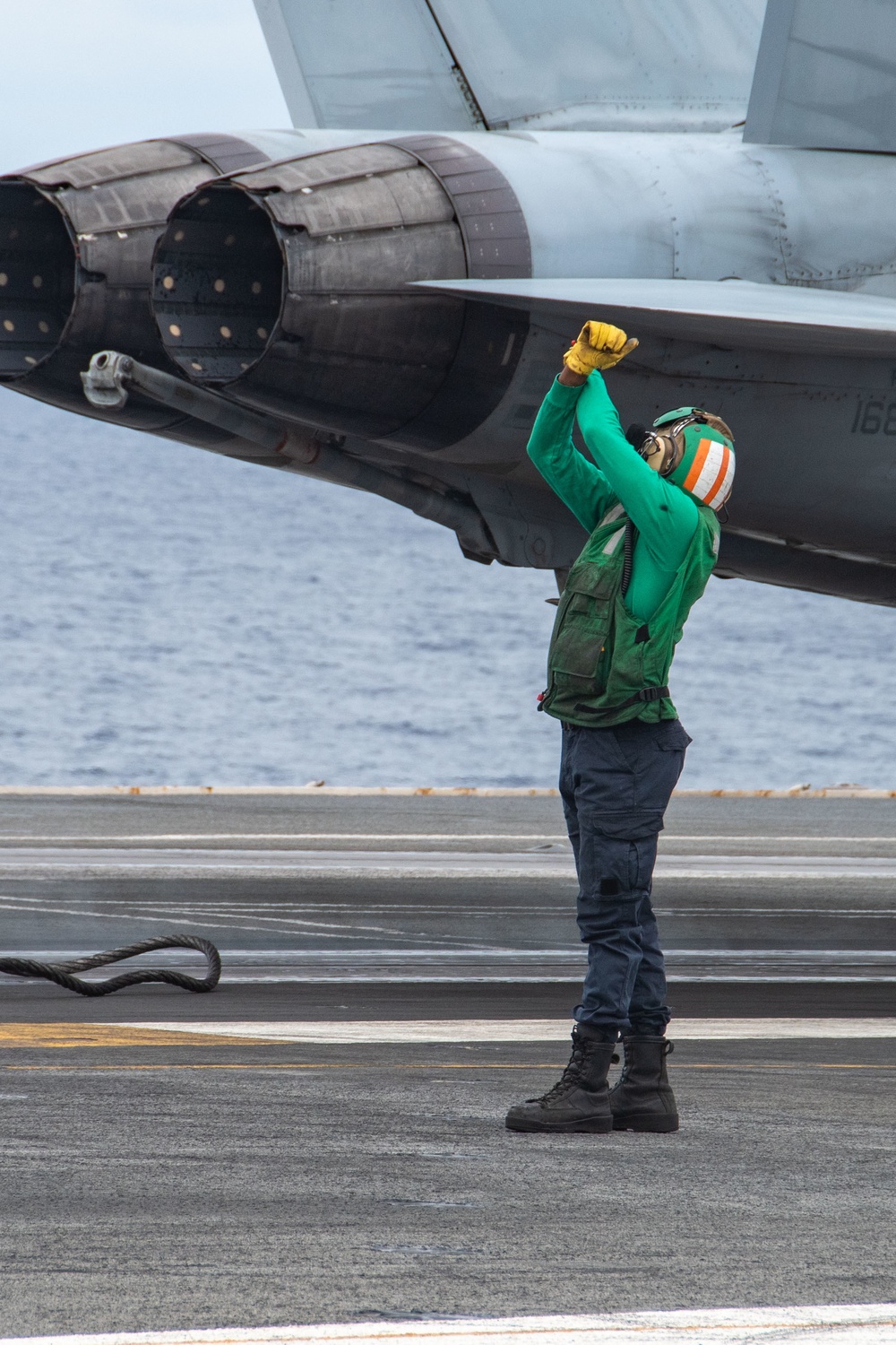 USS Ronald Reagan (CVN 76) conducts flight operations