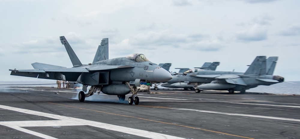 USS Ronald Reagan (CVN 76) conducts flight operations