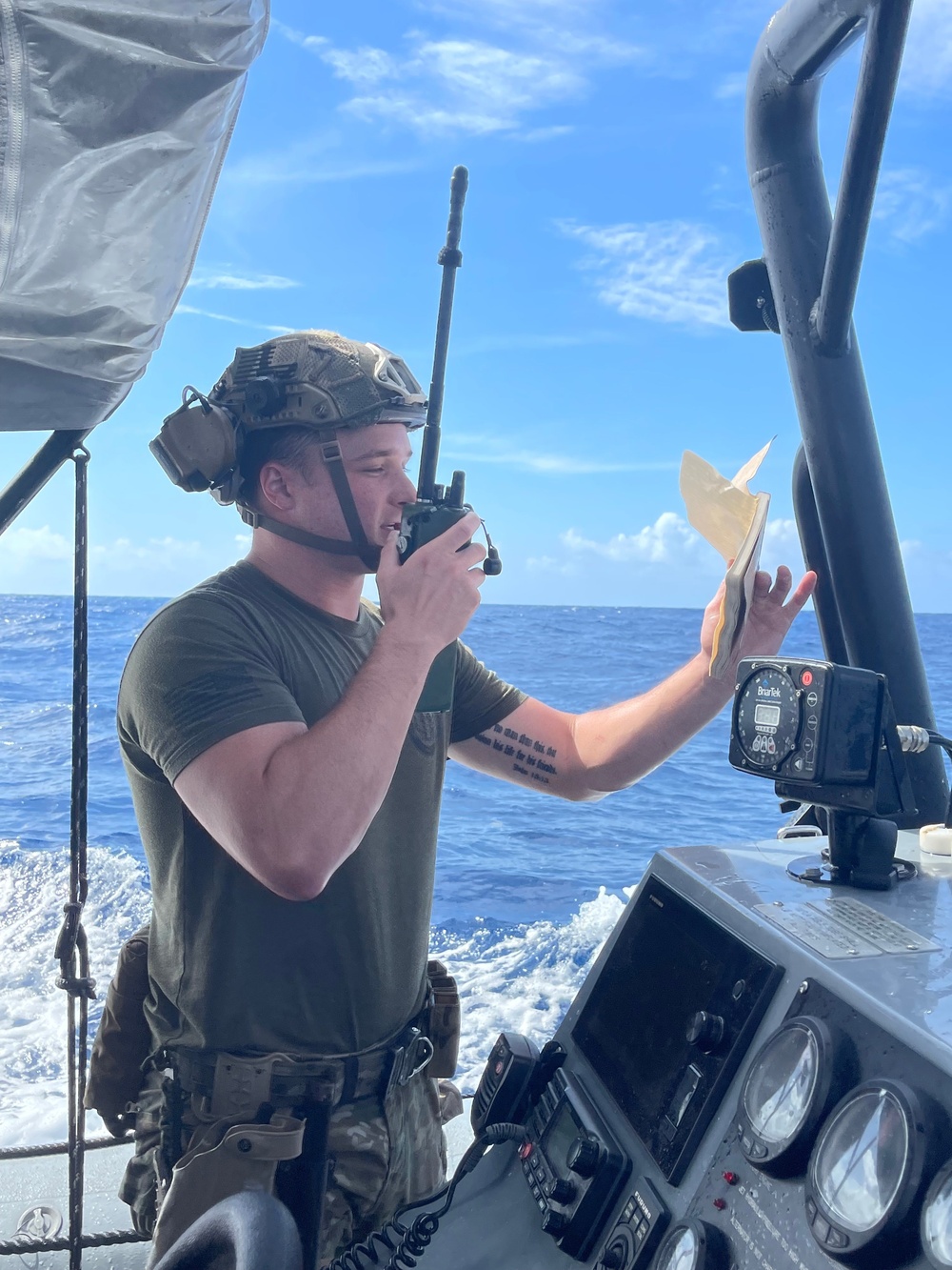 U.S. Coast Guard Law Enforcement Team Conducts RHIB Ops on USS Billings