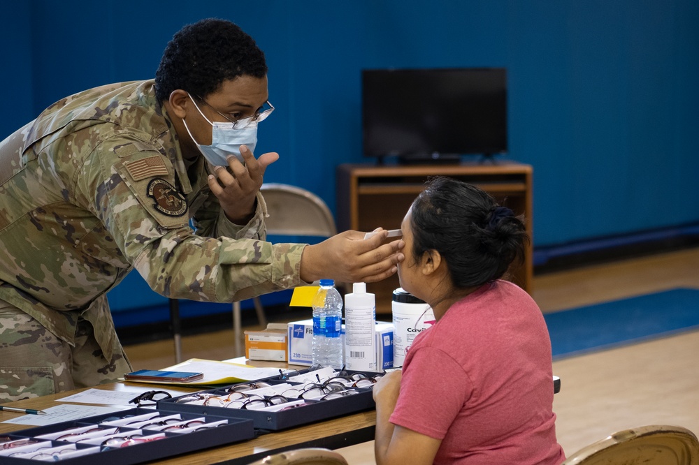 Military Medical teams train while providing community service