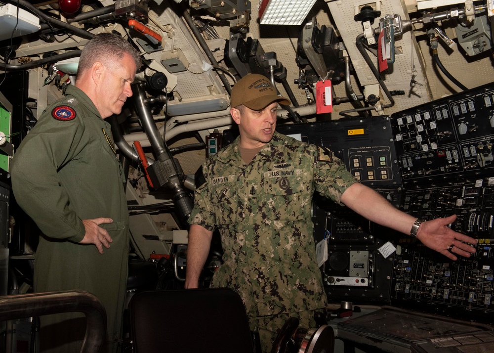 PACFLT visits Henry M. Jackson