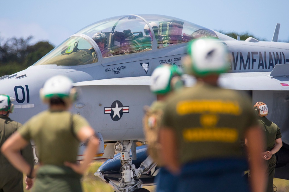 Marines with VMFA(AW)-533 Conduct Flight Operations