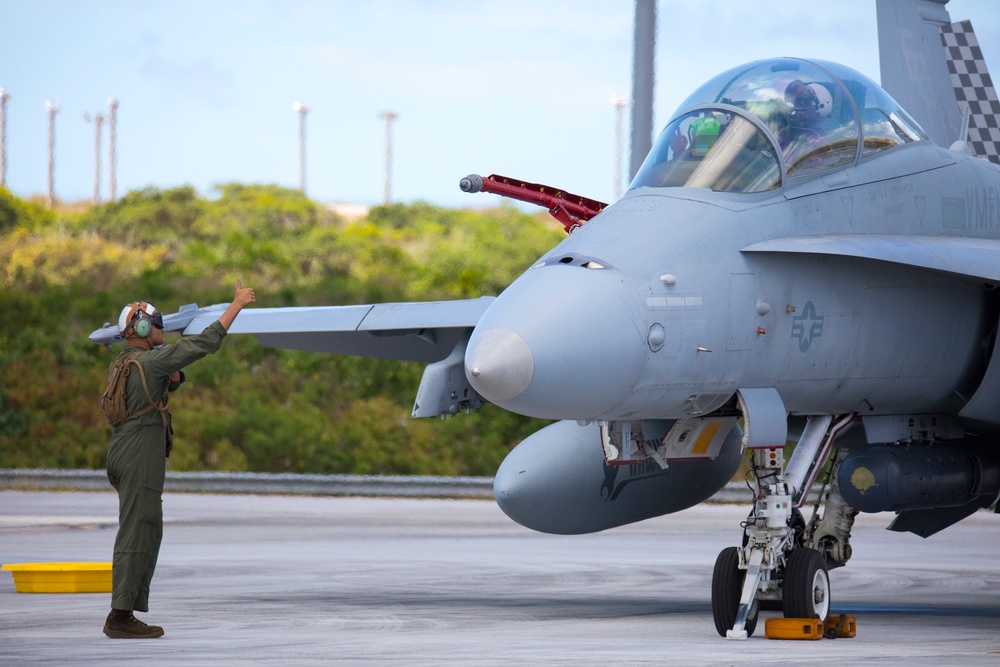 Marines with VMFA(AW)-533 Conduct Flight Operations