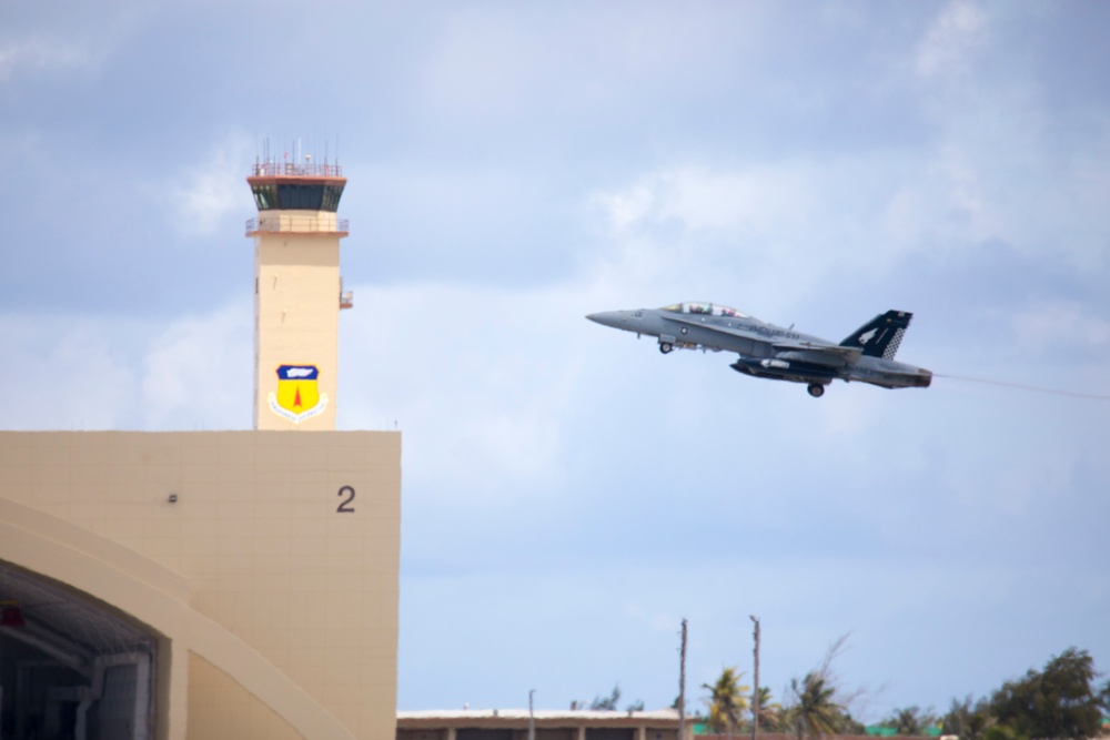 Marines with VMFA(AW)-533 Conduct Flight Operations