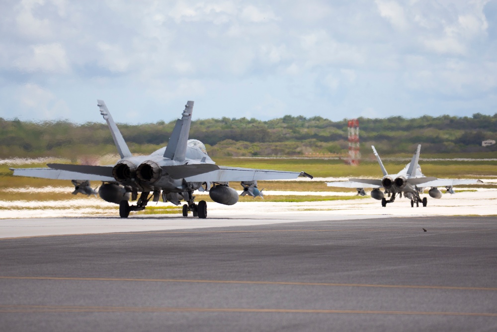 Marines with VMFA(AW)-533 Conduct Flight Operations