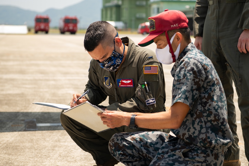 Yokota Airman Attend JASDF Hofu Air Festival 2022