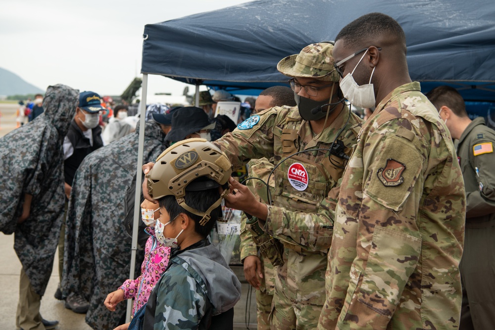 Yokota Airman Attend JASDF Hofu Air Festival 2022
