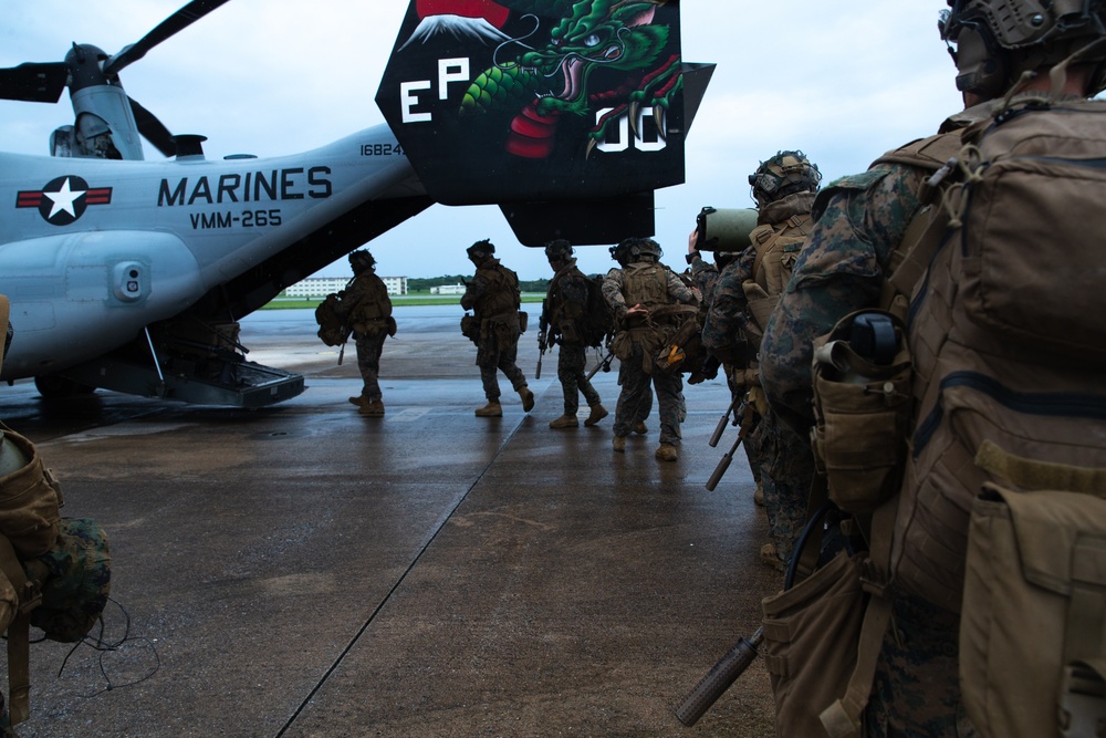 V32 Alert Contingency Marine Air-Ground Task Force Exercise