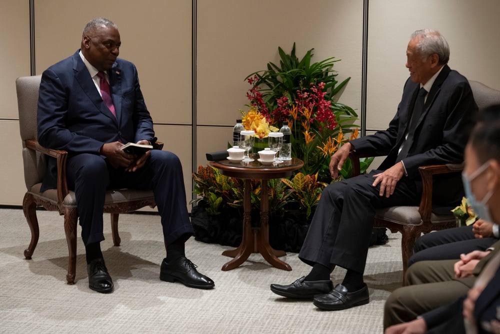 SECDEF Attends Shangri-La Dialogue