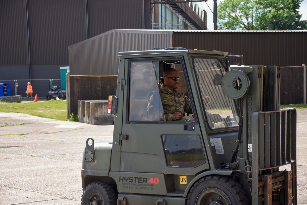 100th LRS provides mass forlkift training to 442d Supply