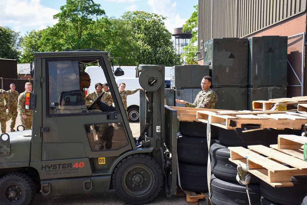 100th LRS provides mass forlkift training to 442d Supply