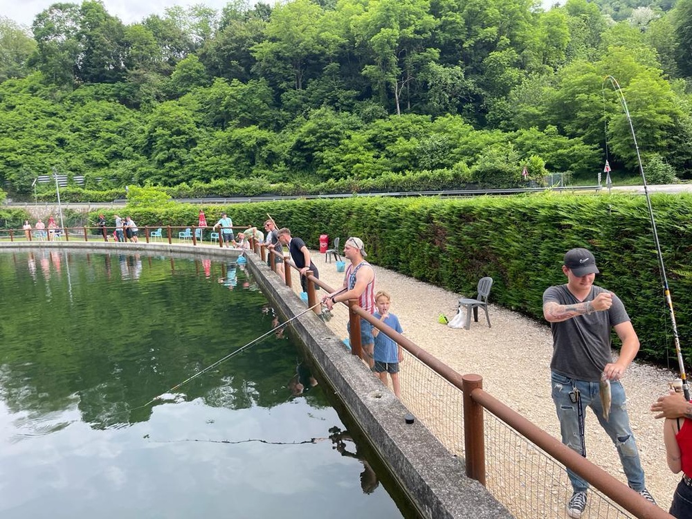 Paratroopers find fun from fishing
