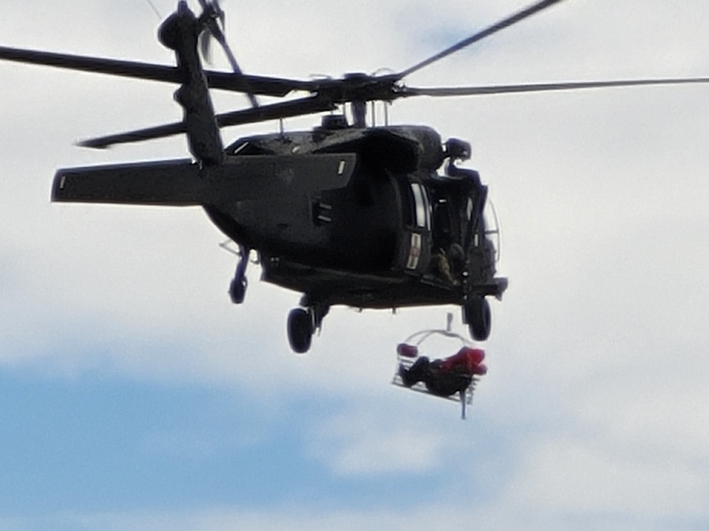 Wisconsin National Guard's 1st Battalion, 147th Aviation Regiment crews hold live-hoist training at Fort McCoy